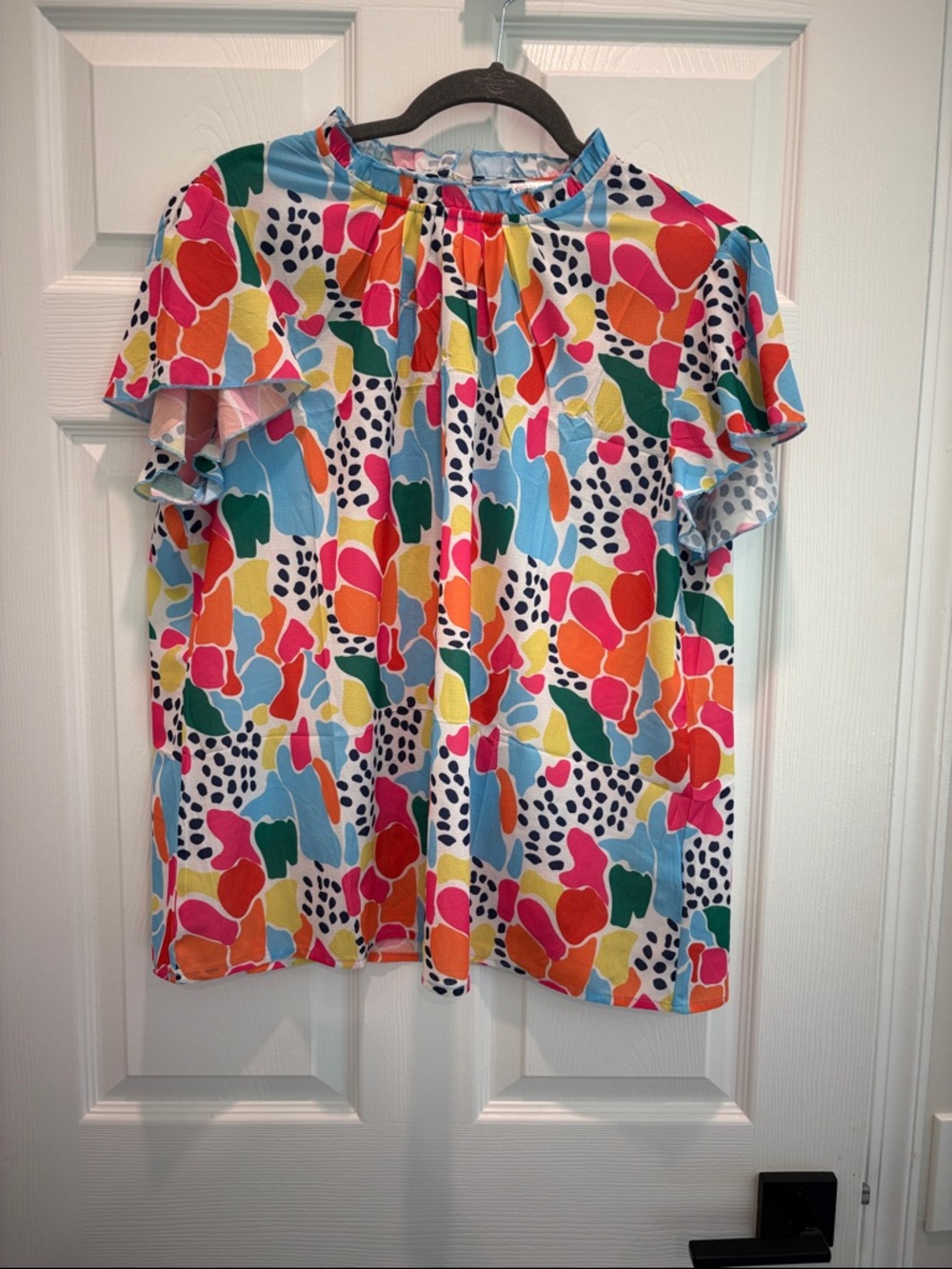 Multicolor Flutter Sleeve Blouse - Vibrant Abstract Print